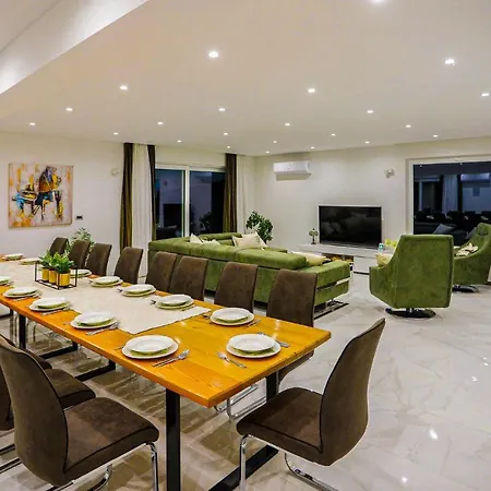 Awesome In With Indoor Swimming Pool, Outdoor Swimming Pool And Heated Swimming Pool * Žrnovnica