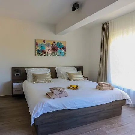 Awesome In With Indoor Swimming Pool, Outdoor Swimming Pool And Heated Swimming Pool * Žrnovnica